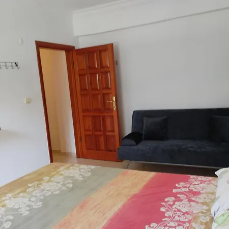 Kadinlar Denizine 100 Metre アパート *