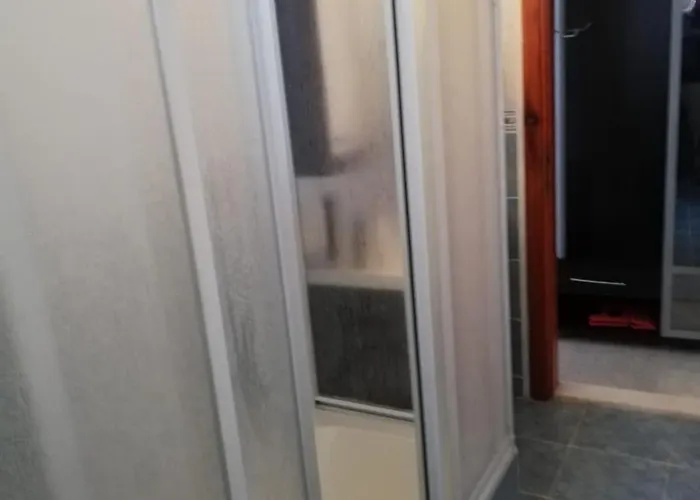 Kadinlar Denizine 100 Metre Κουσάντασι